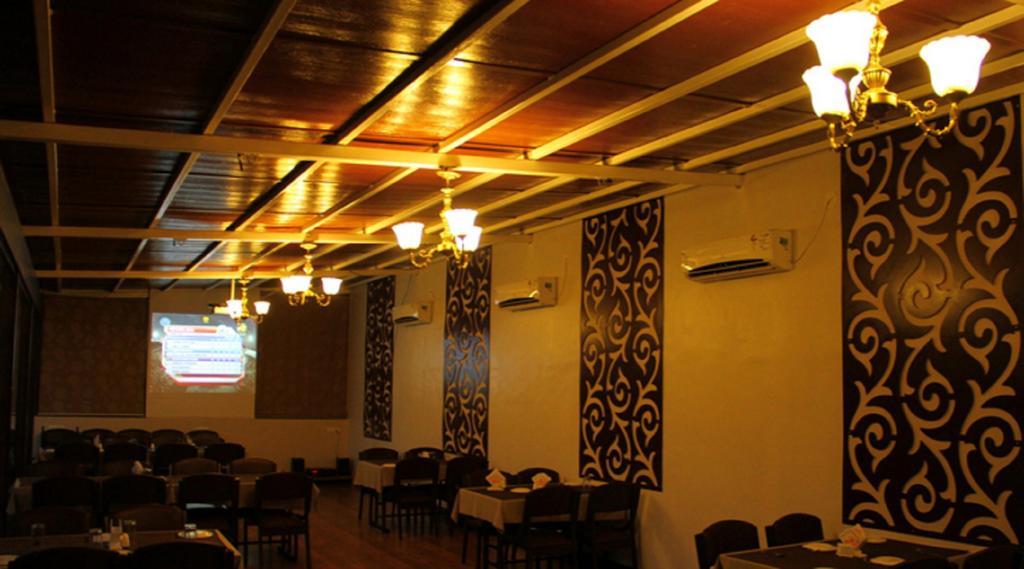 Hotel Sai Regency Даман Экстерьер фото